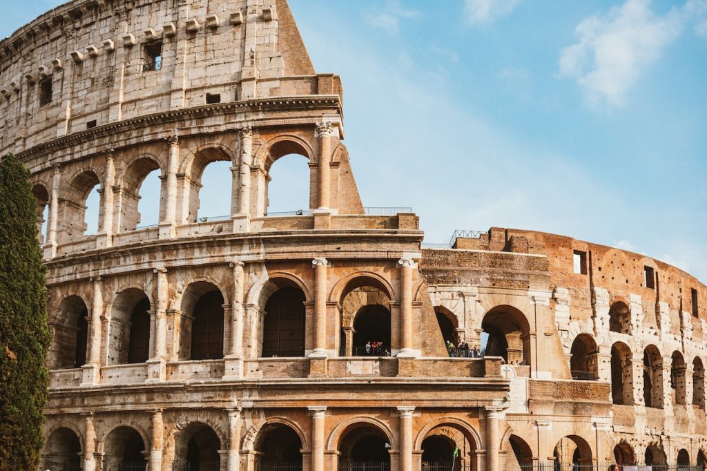 Perché Roma è detta 'la Città Eterna'? Frasi famose e immagini della Capitale